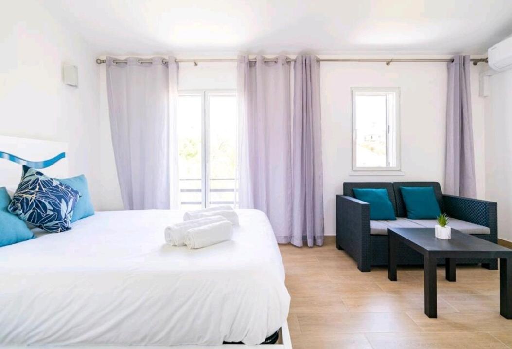 Marina Holiday House Quarteira Buitenkant foto